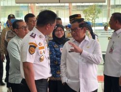 Gubernur Jakarta Pramono Tinjau Kesiapan Nataru di Terminal Pulo Gebang
