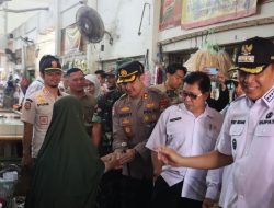 Kapolres Bangka Bersama Forkopimda Monitoring Stok dan Harga Sembako Jelang Natal dan Tahun Baru