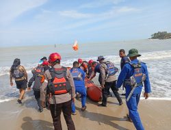 Sat Polairud Polres Bangka Bersama Tim Gabungan Lakukan SAR terhadap Korban Tenggelam.