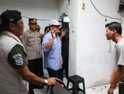 Bupati Tangerang Tinjau Langsung Lokasi Terdampak Angin Puting Beliung Di Perumahan Taman Adiyasa Solear