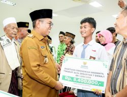 Gelar Safari Ramadan, Gubernur Andra Soni Beri Bantuan untuk Ustaz, Marbot hingga Pesantren