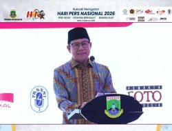 Menteri Koordinator Pemberdayaan Masyarakat, Muhaimin Iskandar saat memberikan Perayaan dalam acara Puncak Peringatan Hari Pers Nasional (HPN) 2026, di Serang, Banten, Senin 9 Februari 2026