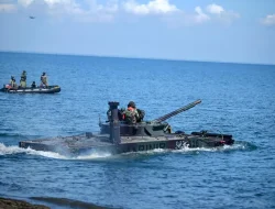 Latih Kemampuan Tempur Aspek Laut, Yontankfib 2 Mar Gempur Pantai Banongan Pada LSD I TW I TA. 2026