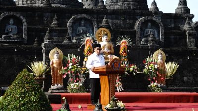 Sebanyak 56 Bhikkhu Lintas Negara Jalan Damai dari Bali Menuju Borobudur